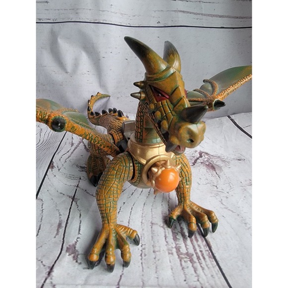 Mega Bloks Dragons Krystal Wars Green Orange Dragon Figure Includes Crystal - Picture 2 of 7